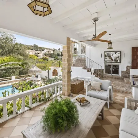 La Madrugada Villa *